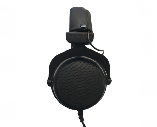 HEAD4影音頻道- 打著限量名號,beyerdynamic 的特別版耳機「更時尚」了!